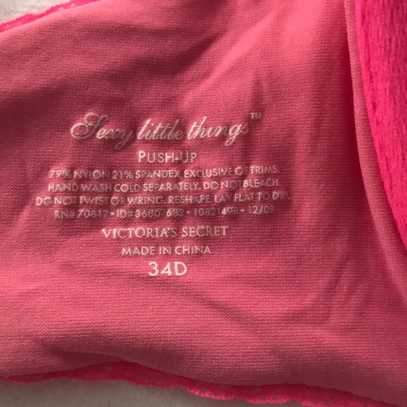 Victoria Secret Bra - Picture 3 of 3